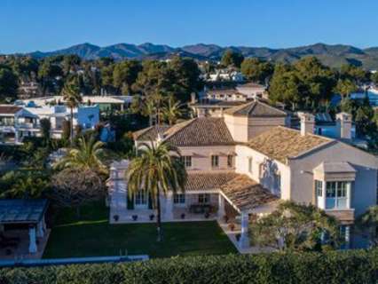 Villa en venta en Marbella