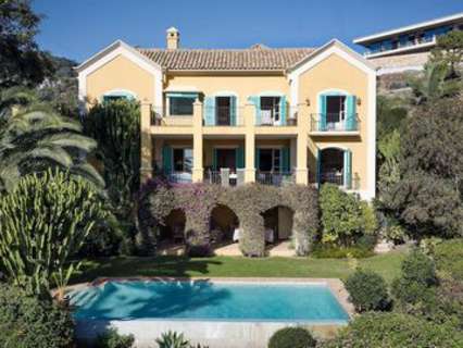 Villa en venta en Benahavís