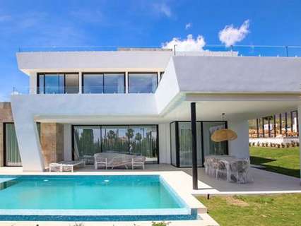 Villa en venta en Estepona