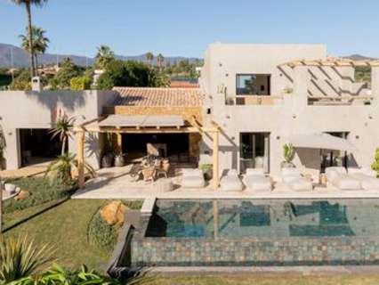 Villa en venta en Estepona