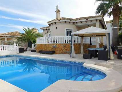 Villa en venta en Bigastro