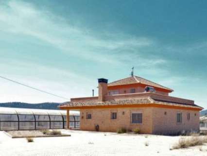 Villa en venta en El Pinós/Pinoso