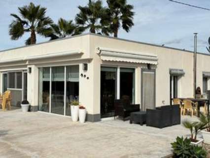 Villa en venta en Crevillent