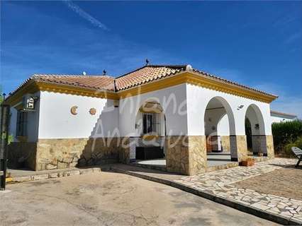 Villa en venta en La Puebla de Cazalla
