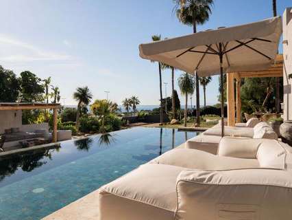 Villa en venta en Estepona