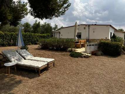 Villa en venta en Biar