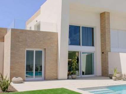 Villa en venta en Algorfa