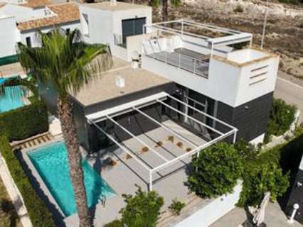 Villa en venta en Algorfa