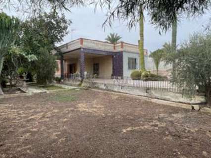 Villa en venta en Elche/Elx
