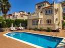 Villa en venta en Orihuela zona Orihuela-Costa
