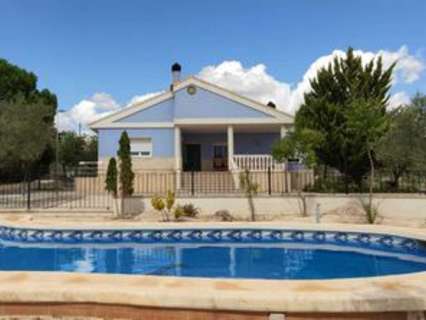 Villa en venta en Yecla