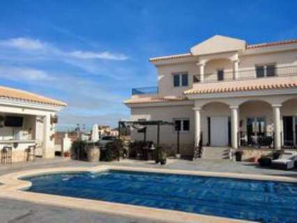 Villa en venta en El Pinós/Pinoso