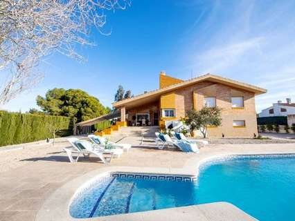 Villa en alquiler de temporada en Mont-Roig del Camp