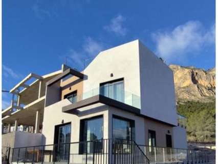 Villa en venta en Polop