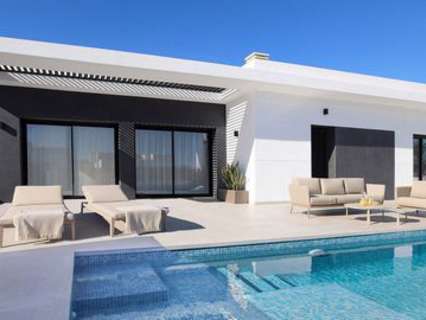 Villa en venta en Rojales