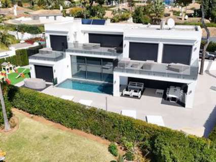 Villa en venta en Marbella