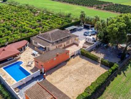 Casa en venta en Almoradí