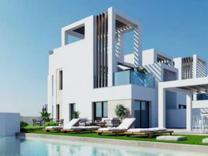 Villa en venta en Los Alcázares