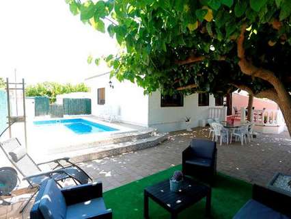 Villa en alquiler de temporada en Mont-Roig del Camp