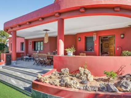 Villa en venta en Santa Pola