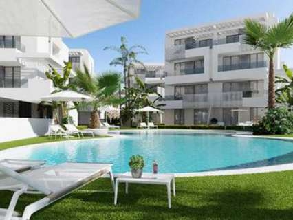 Local comercial en venta en Los Alcázares