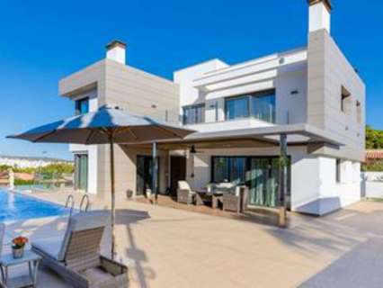 Villa en venta en Torrevieja