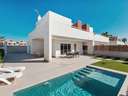 Villa en venta en Pilar de la Horadada