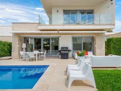 Villa en venta en Jacarilla