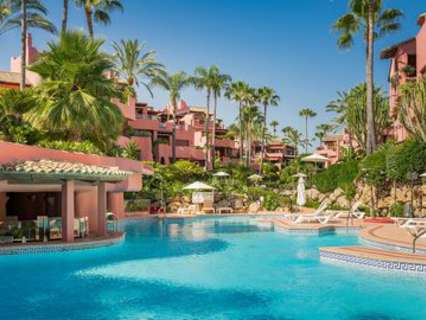 Apartamento en venta en Estepona