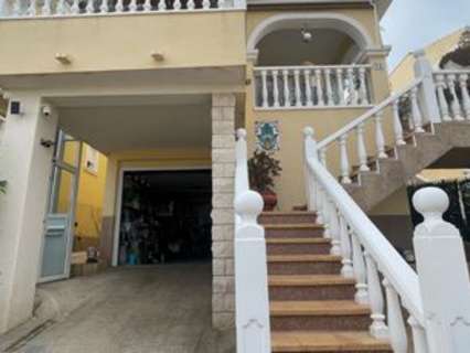 Villa en venta en Guardamar del Segura