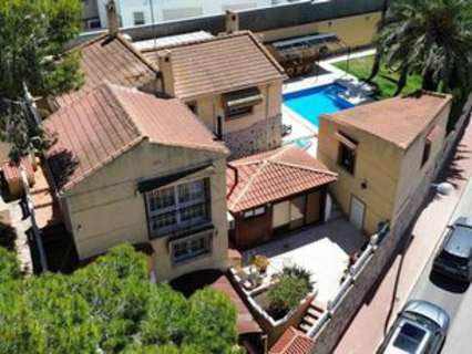 Villa en venta en Torrevieja