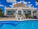 Villa en venta en Quesada