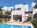 Villa en venta en Pilar de la Horadada