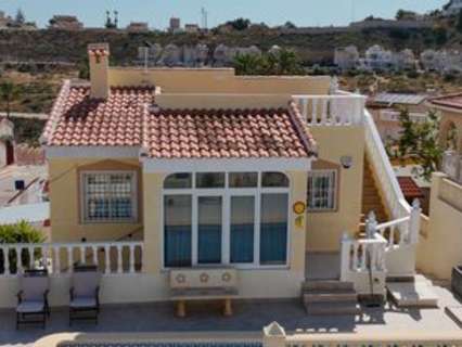 Villa en venta en Quesada
