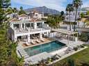 Villa en venta en Benahavís