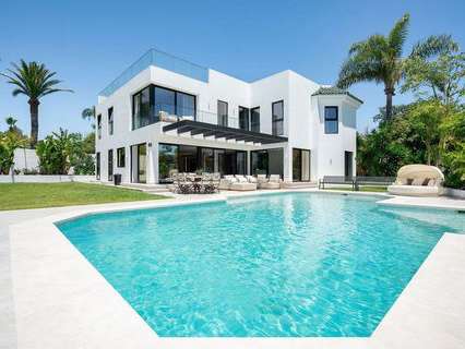 Villa en venta en Estepona