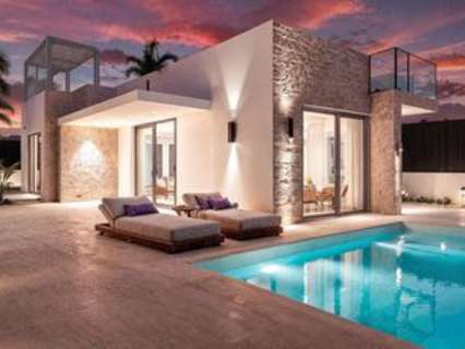 Villa en venta en Los Alcázares