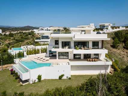 Villa en venta en Estepona
