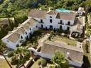 Villa en venta en Manilva