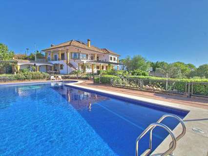 Villa en venta en Estepona