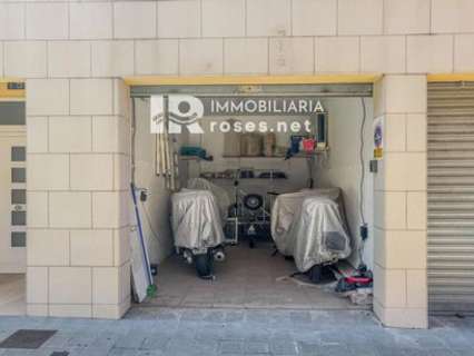 Plaza de parking en venta en Roses
