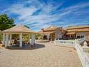 Villa en venta en Alicante