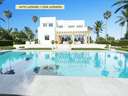 Villa en venta en Alcalalí