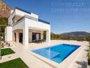 Villa en venta en Polop