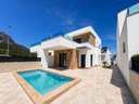 Villa en venta en Polop