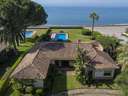 Villa en venta en Estepona