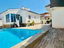 Villa en venta en Quesada