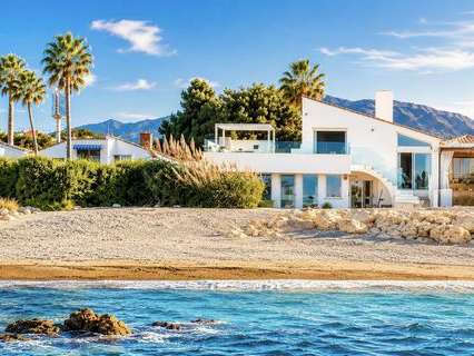 Villa en venta en Estepona