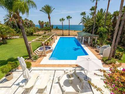 Villa en venta en Estepona