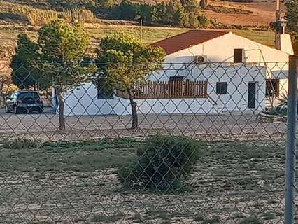 Villa en venta en Yecla